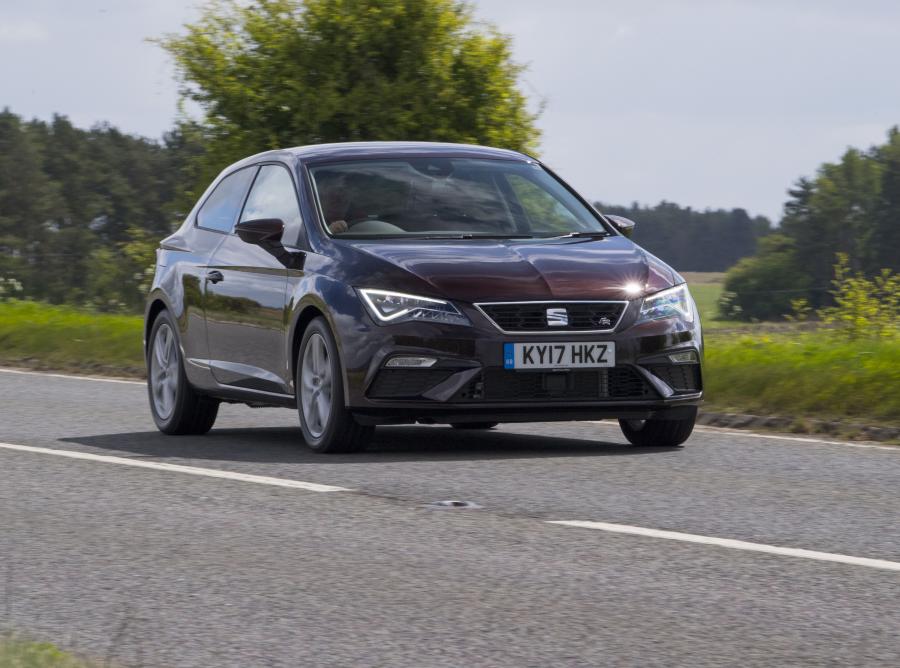  Seat Leon SC FR 2017 года  (UK) (фото 10 из 31)
